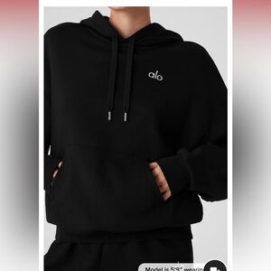 Alo accolade hoodie size large